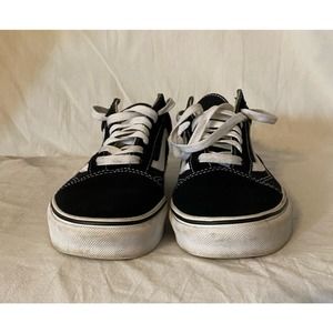 Vans Old Skool Shoe, Black & White, Men's 7/Women's 8.5